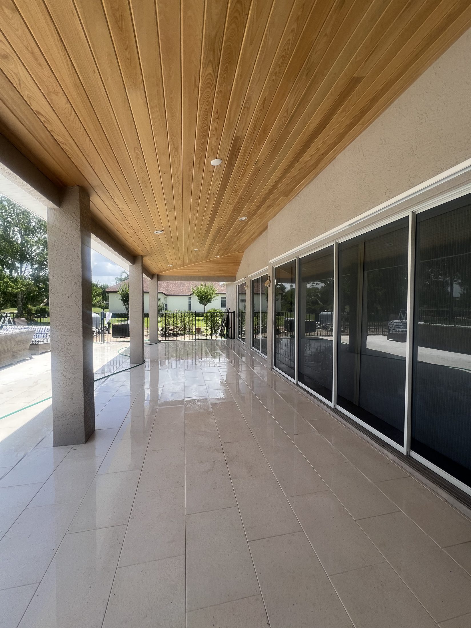 Screened lanai structure and ceiling detail